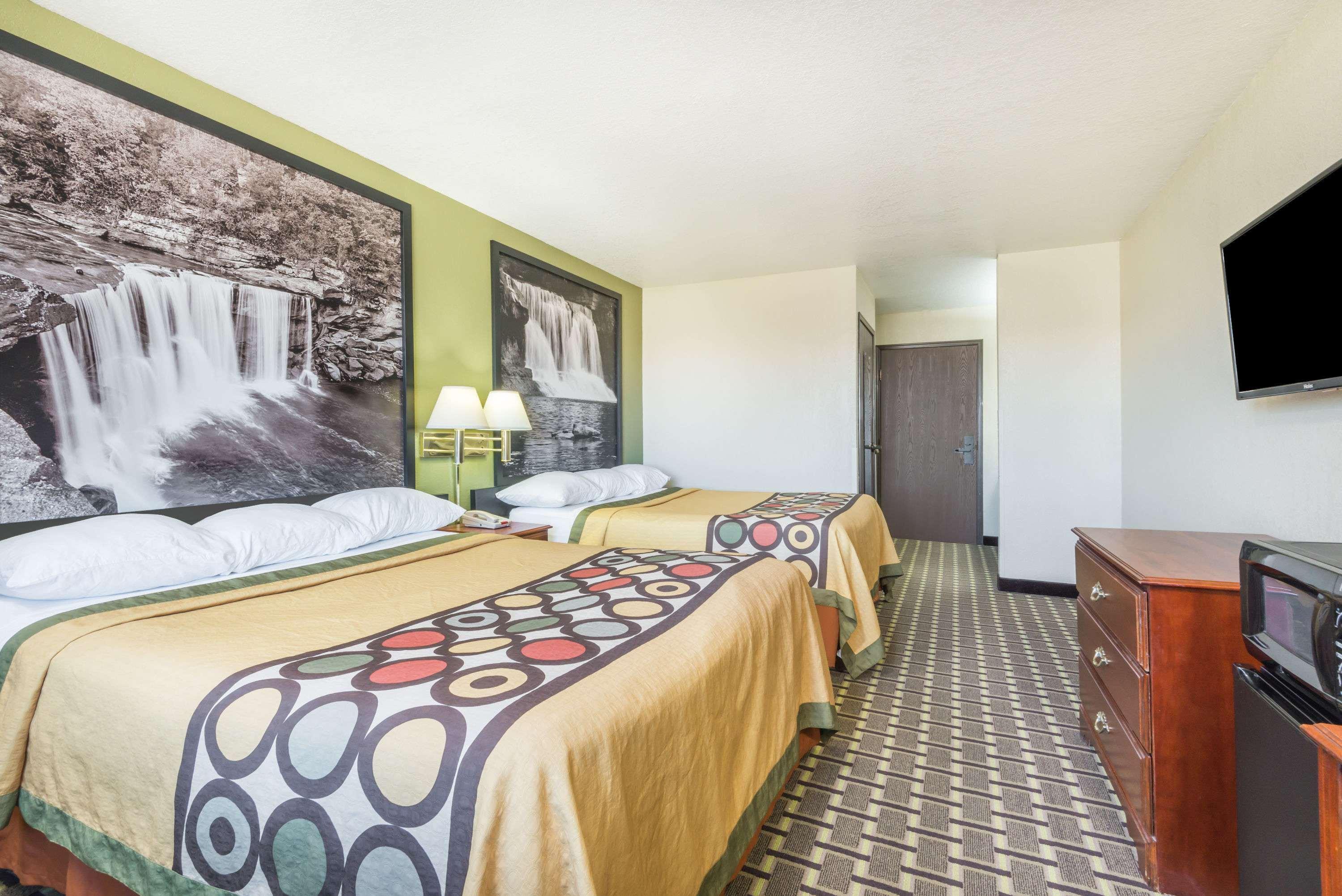 Hotel Super 8 By Wyndham Madison In Exterior foto
